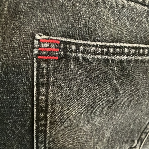 BDG - Picture 4 of 10